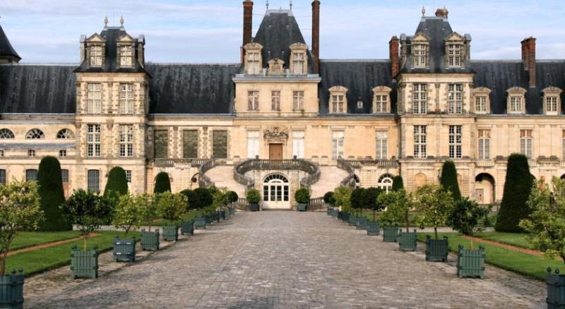 Campanile Fontainebleau - Genel