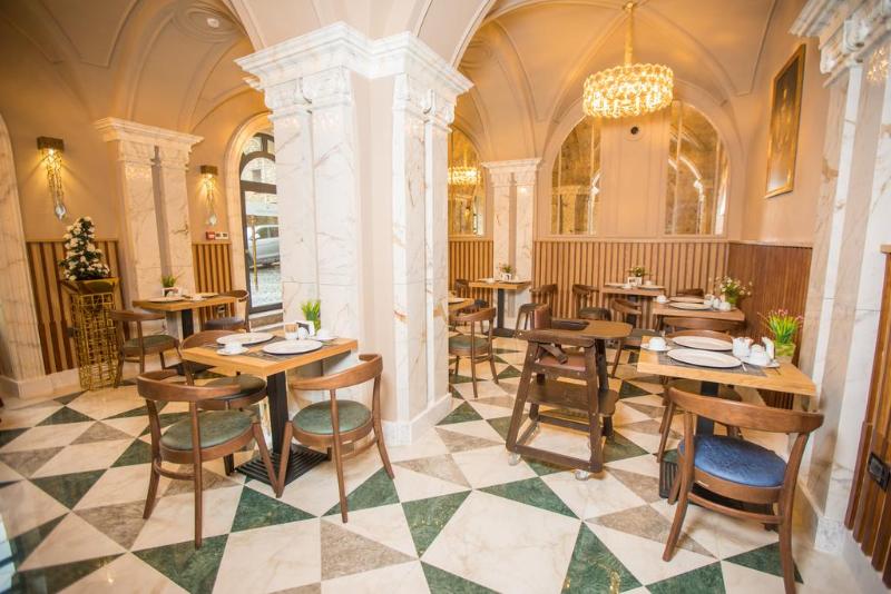 Promenade Hotel Baku - Restoran