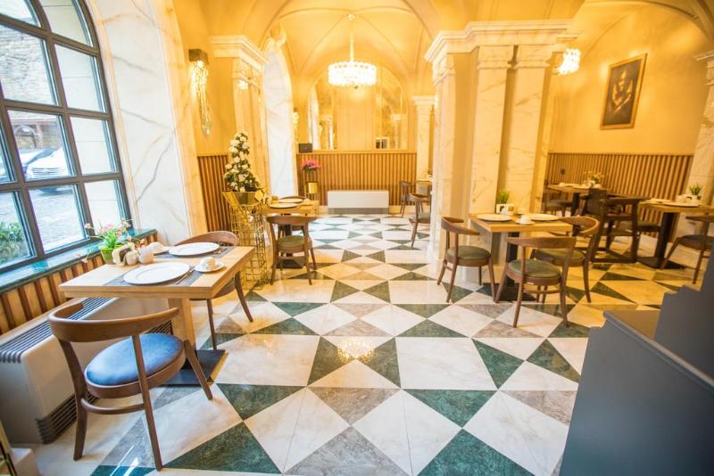 Promenade Hotel Baku - Restoran