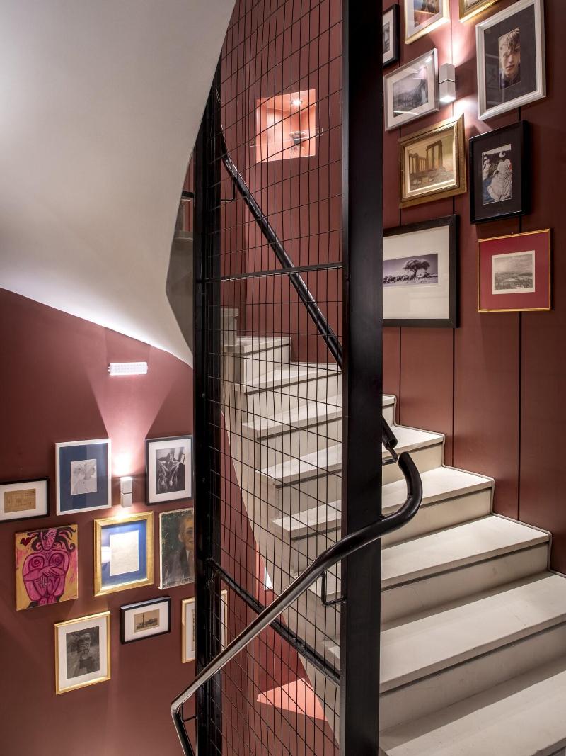 The Pinnacle Athens - Lobi