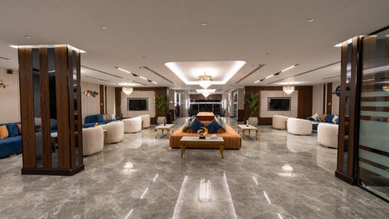 Capital O 162 Brzeen Hotel - Lobi