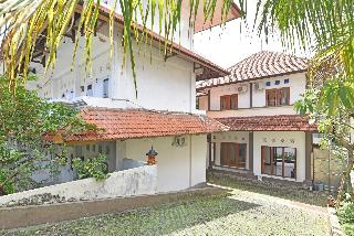 RedDoorz @ Jalan Gatot Subroto Denpasar otel fotoğrafı