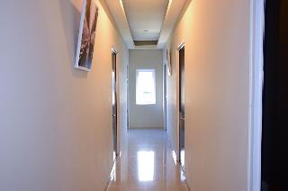 RedDoorz near Mangga Dua Square otel fotoğrafı