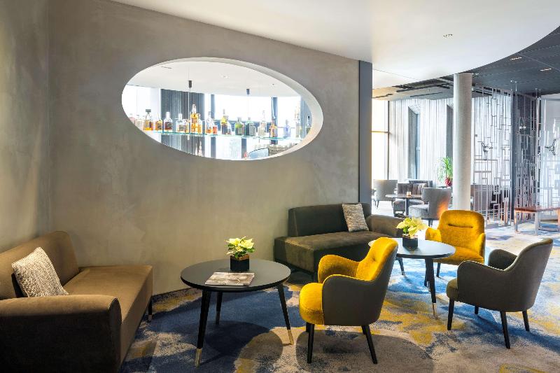 Best Western Plus Hotel Les Humanistes - Bar