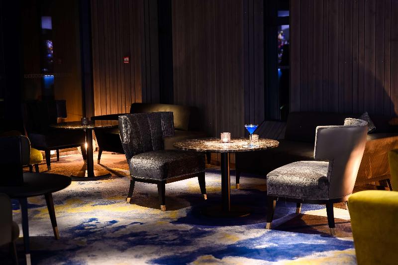 Best Western Plus Hotel Les Humanistes - Bar