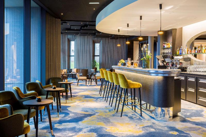Best Western Plus Hotel Les Humanistes - Bar