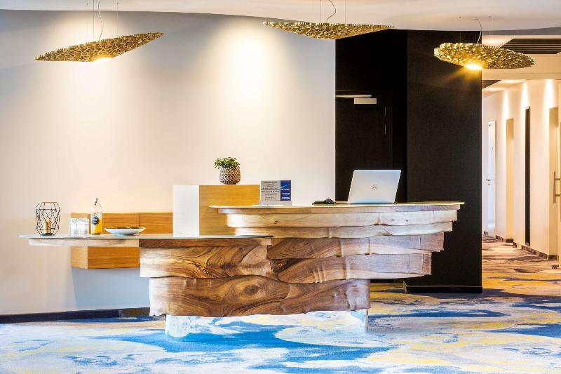 Best Western Plus Hotel Les Humanistes - Lobi