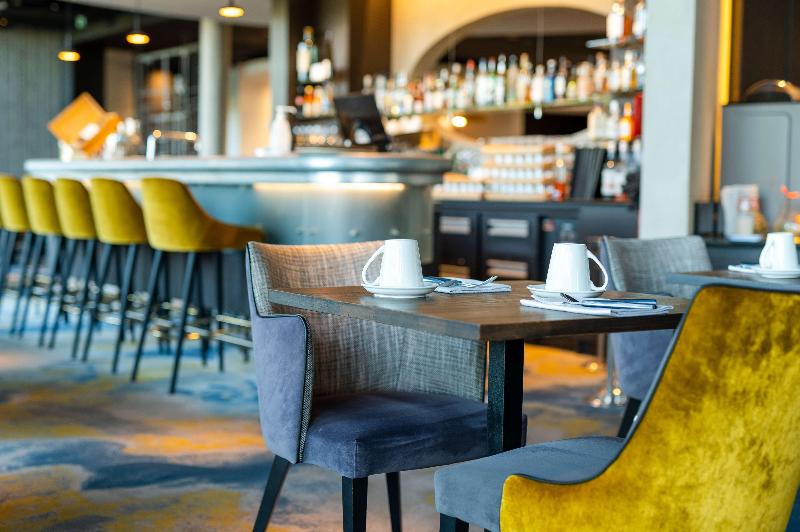 Best Western Plus Hotel Les Humanistes - Restoran