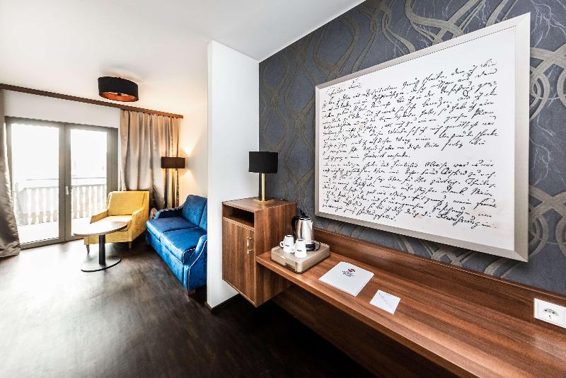Best Western Plus Royal Suites - Oda