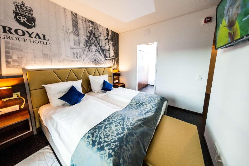 Best Western Plus Royal Suites - Oda