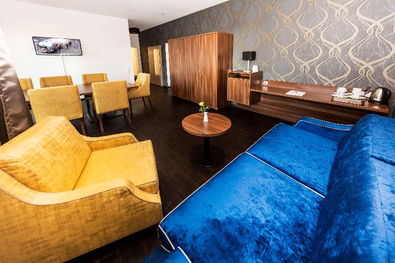 Best Western Plus Royal Suites - Oda