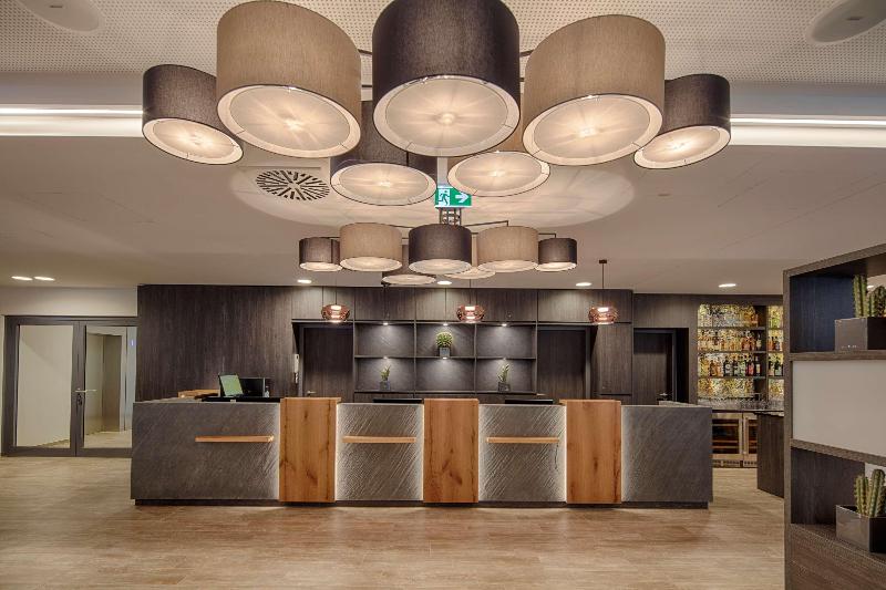 Best Western Hotel Wiesbaden - Lobi