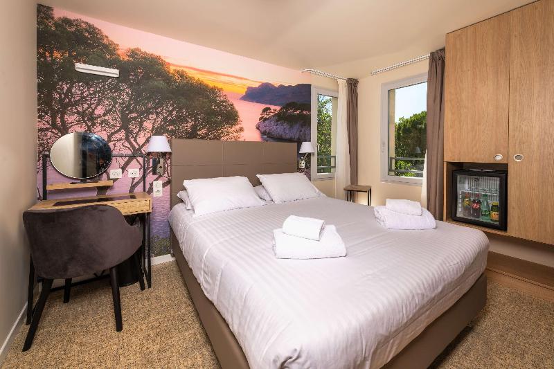 Best Western Hotel & SPA Coeur De Cassis - Oda