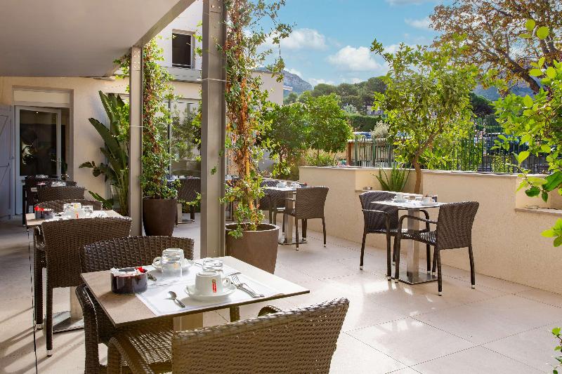 Best Western Hotel & SPA Coeur De Cassis - Restoran