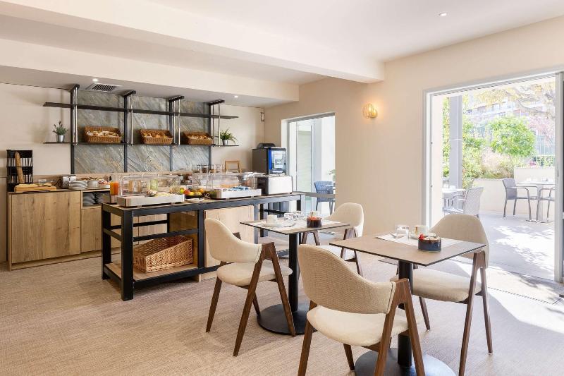 Best Western Hotel & SPA Coeur De Cassis - Restoran