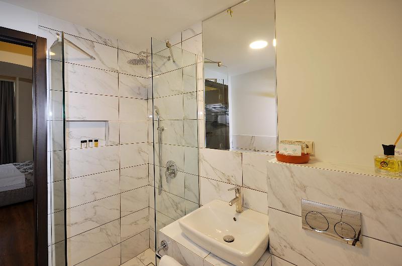Boutique Hotel Tekla Palace - Oda