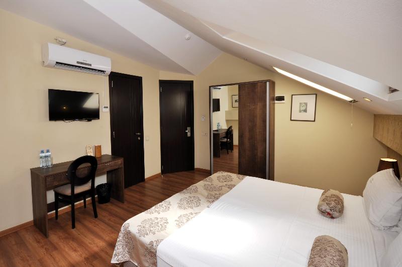 Boutique Hotel Tekla Palace - Oda
