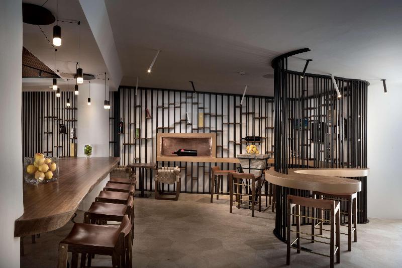 Sulia House Porto Rotondo, Curio Collection by Hi - Bar