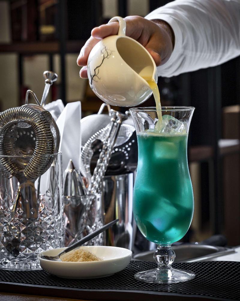 Sulia House Porto Rotondo, Curio Collection by Hi - Bar