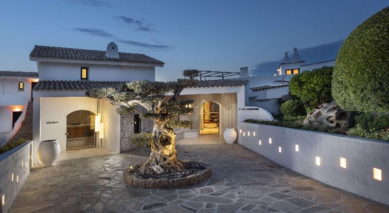 Sulia House Porto Rotondo, Curio Collection by Hi - Genel