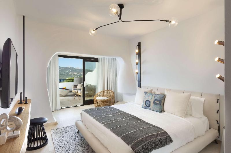 Sulia House Porto Rotondo, Curio Collection by Hi - Oda