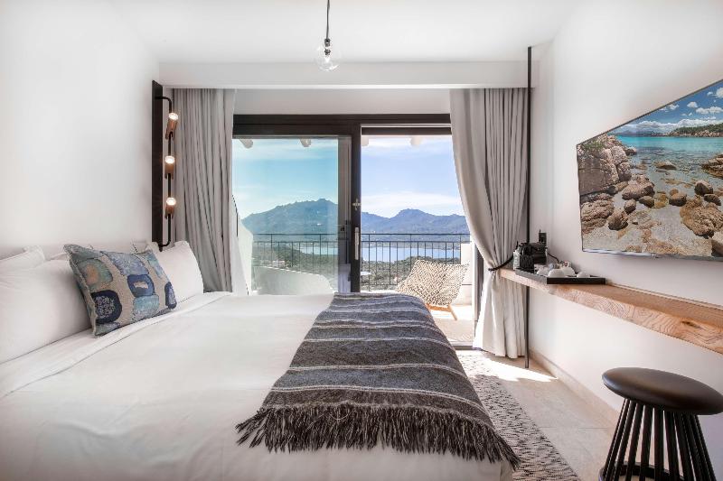 Sulia House Porto Rotondo, Curio Collection by Hi - Oda