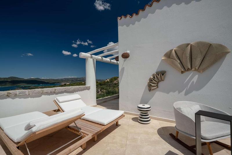 Sulia House Porto Rotondo, Curio Collection by Hi - Oda