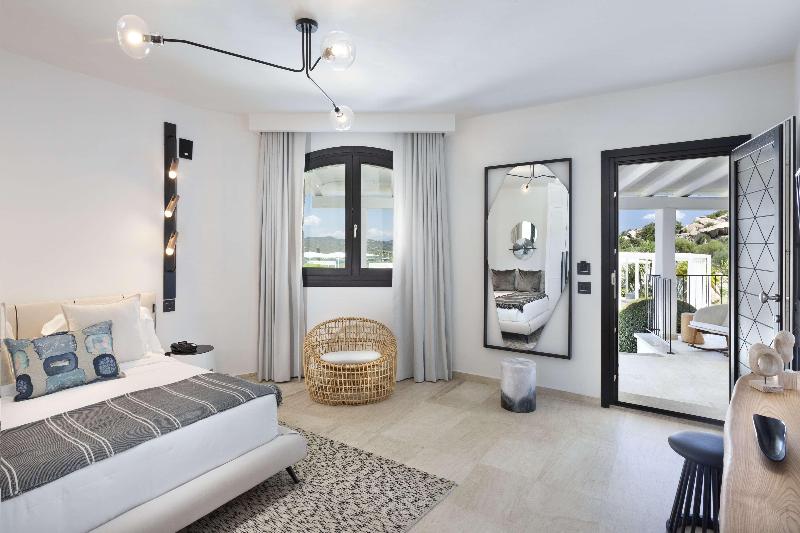 Sulia House Porto Rotondo, Curio Collection by Hi - Oda