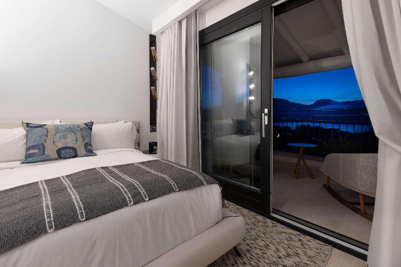 Sulia House Porto Rotondo, Curio Collection by Hi - Oda