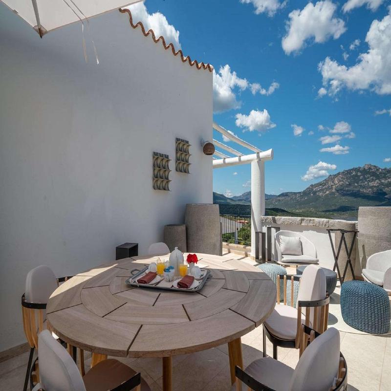 Sulia House Porto Rotondo, Curio Collection by Hi - Oda