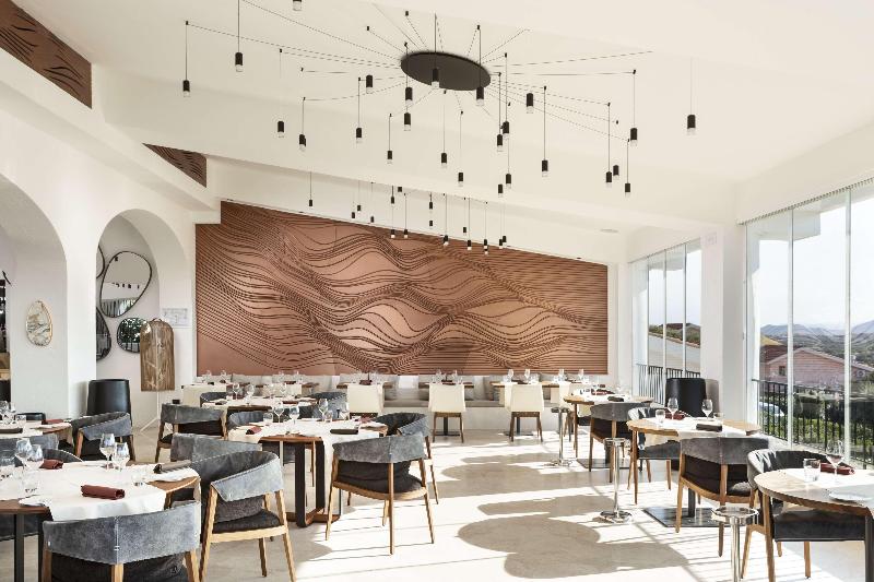 Sulia House Porto Rotondo, Curio Collection by Hi - Restoran