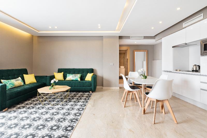 MID TOWN Hotel Casablanca - Oda
