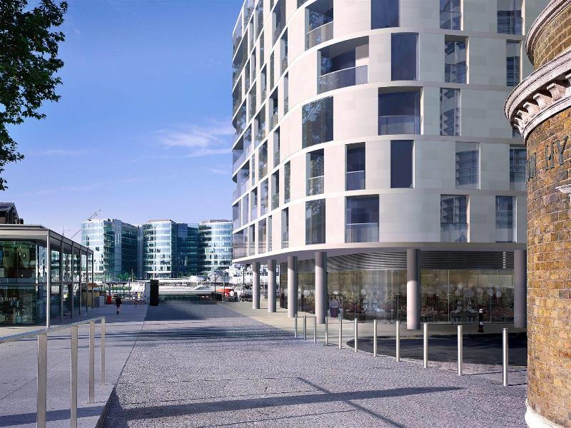 Cheval Three Quays - Genel