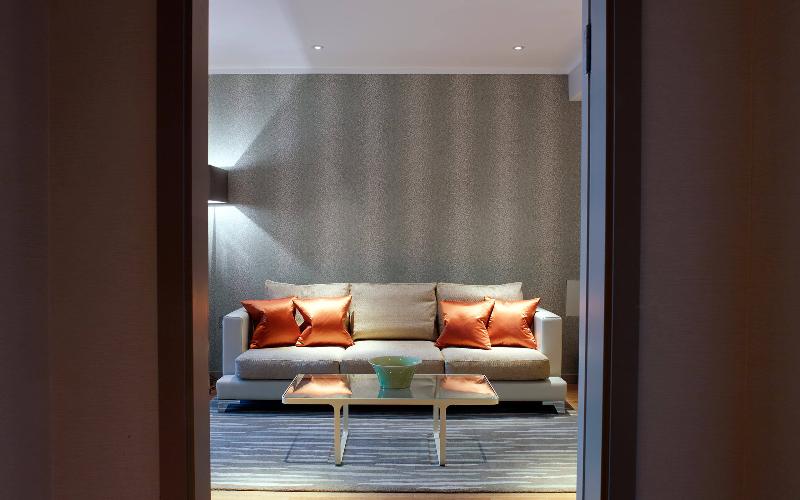 Cheval Three Quays - Oda
