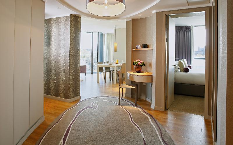 Cheval Three Quays - Oda