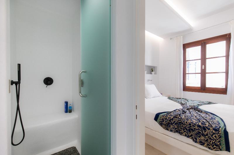 Arco Naxos Luxury Apartments - Oda