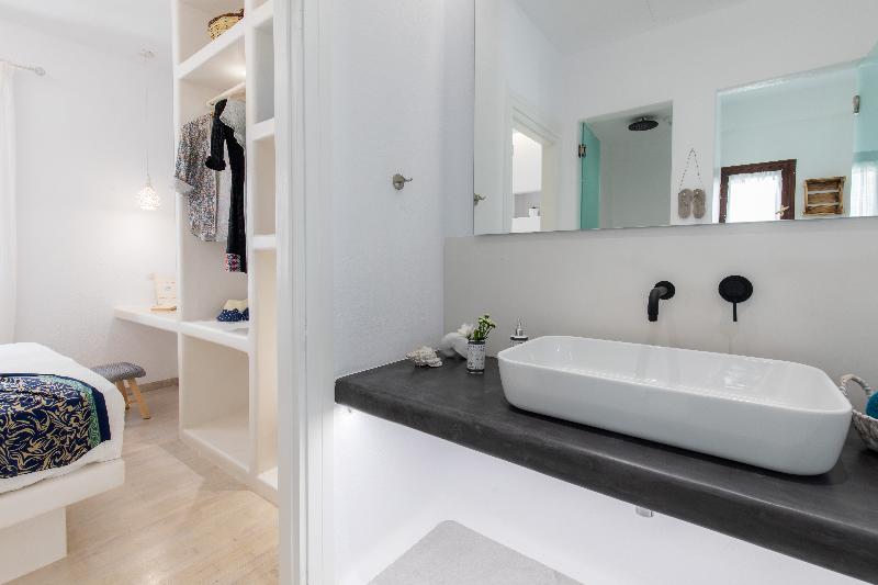 Arco Naxos Luxury Apartments - Oda