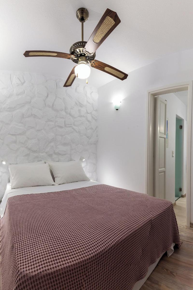 Arco Naxos Luxury Apartments - Oda