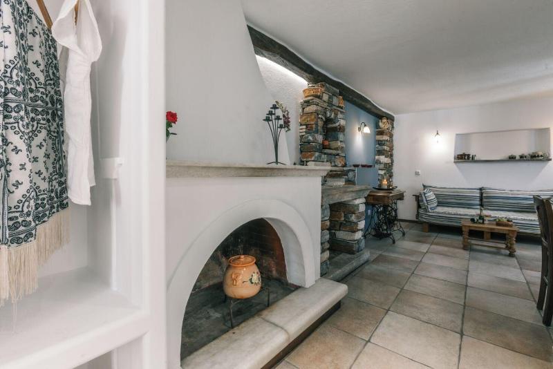 Arco Naxos Luxury Apartments - Oda