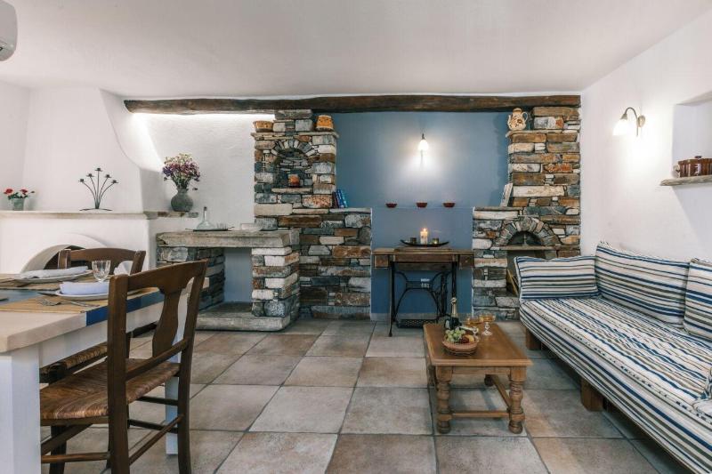 Arco Naxos Luxury Apartments - Oda