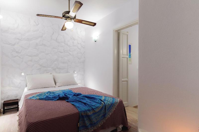 Arco Naxos Luxury Apartments - Oda