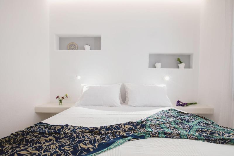 Arco Naxos Luxury Apartments - Oda