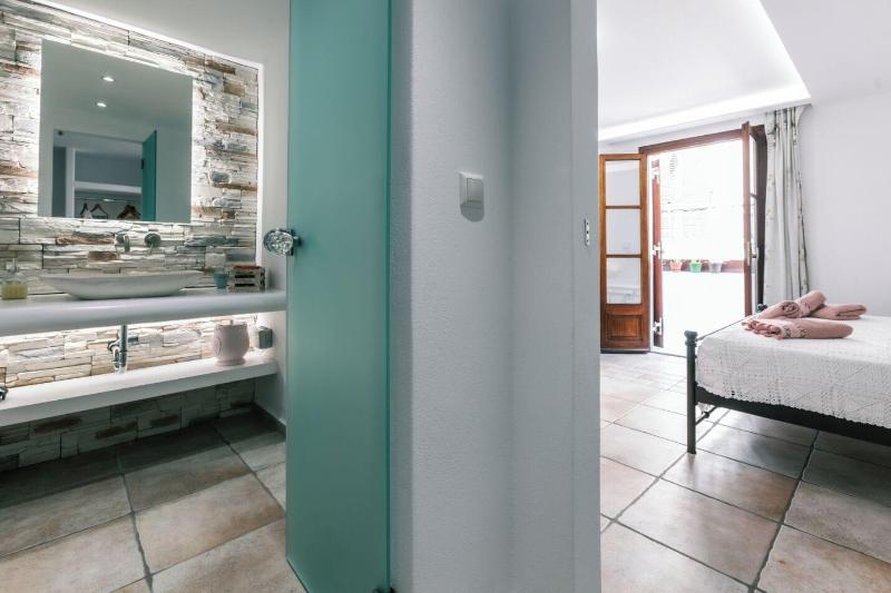 Arco Naxos Luxury Apartments - Oda