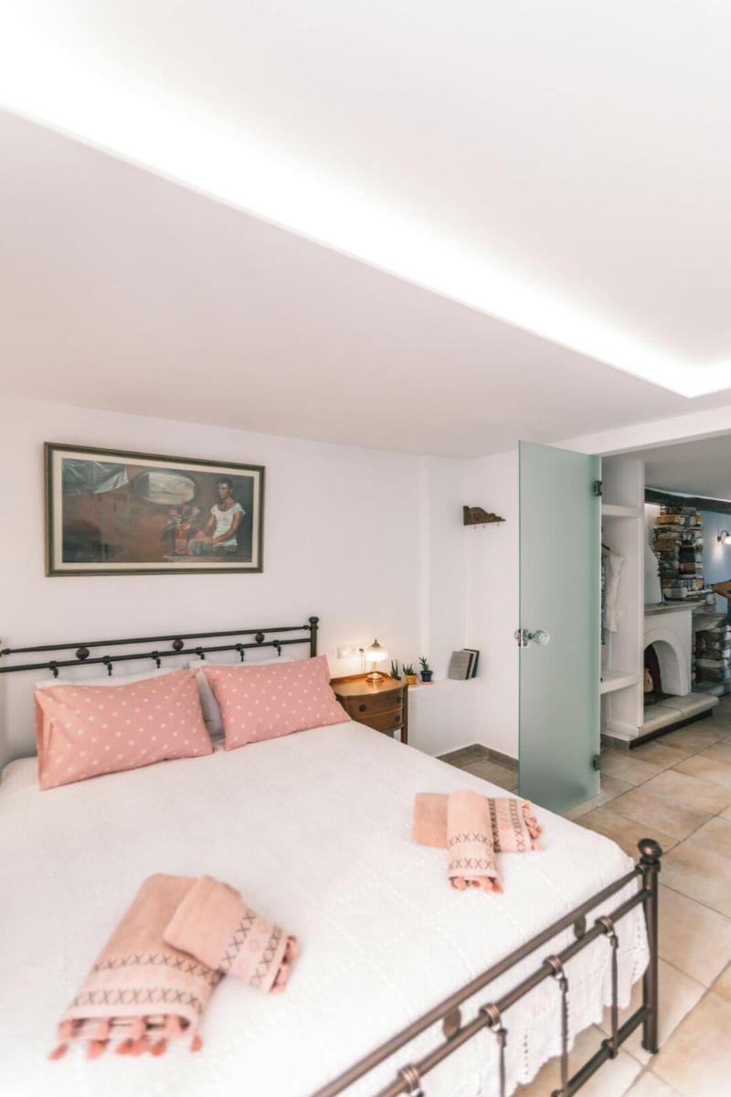 Arco Naxos Luxury Apartments - Oda