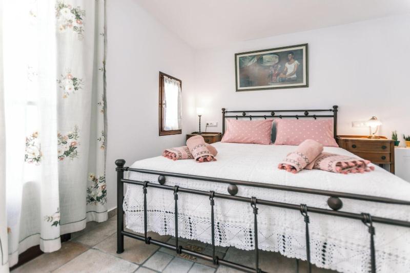 Arco Naxos Luxury Apartments - Oda