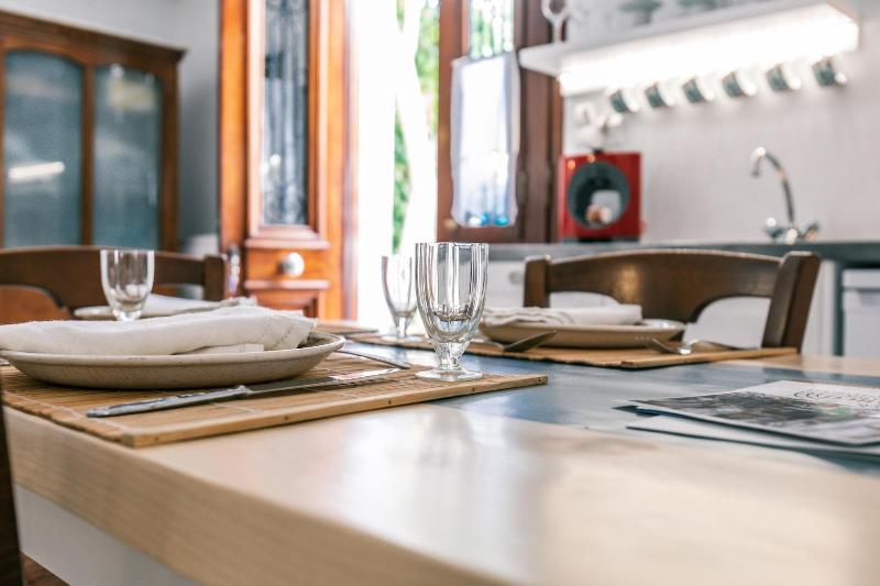 Arco Naxos Luxury Apartments - Oda