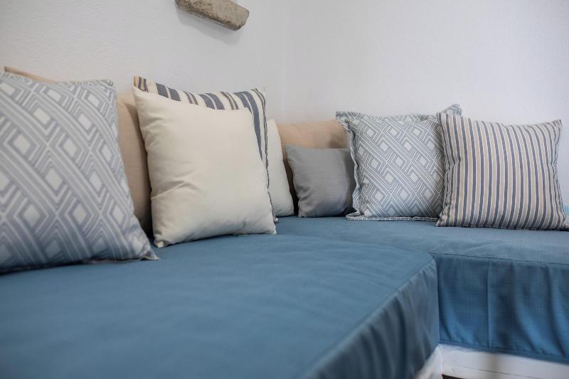 Arco Naxos Luxury Apartments - Oda