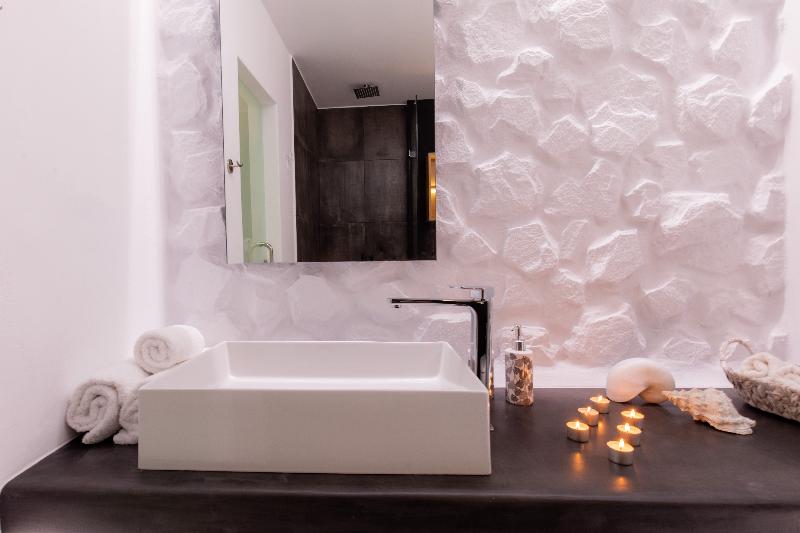 Arco Naxos Luxury Apartments - Oda