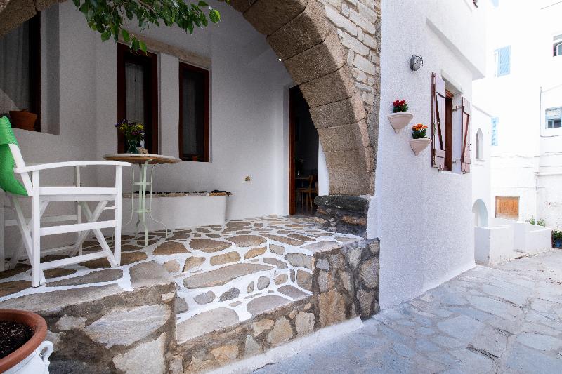 Arco Naxos Luxury Apartments - Oda