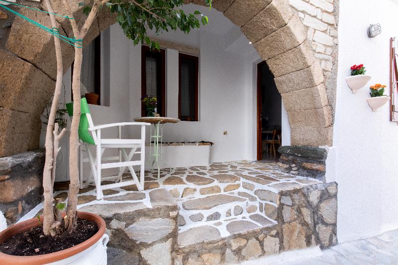 Arco Naxos Luxury Apartments - Oda